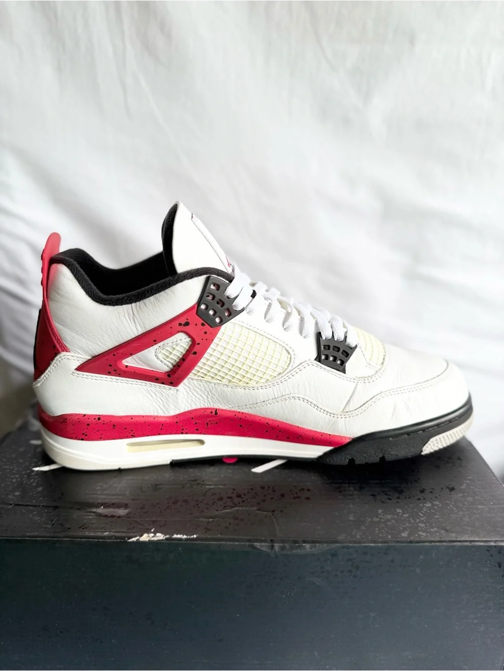 AUTHENTIC Jordan 4 Retro Red Cement size 13 DH6927-161 2023 PREOWNED with OG BOX